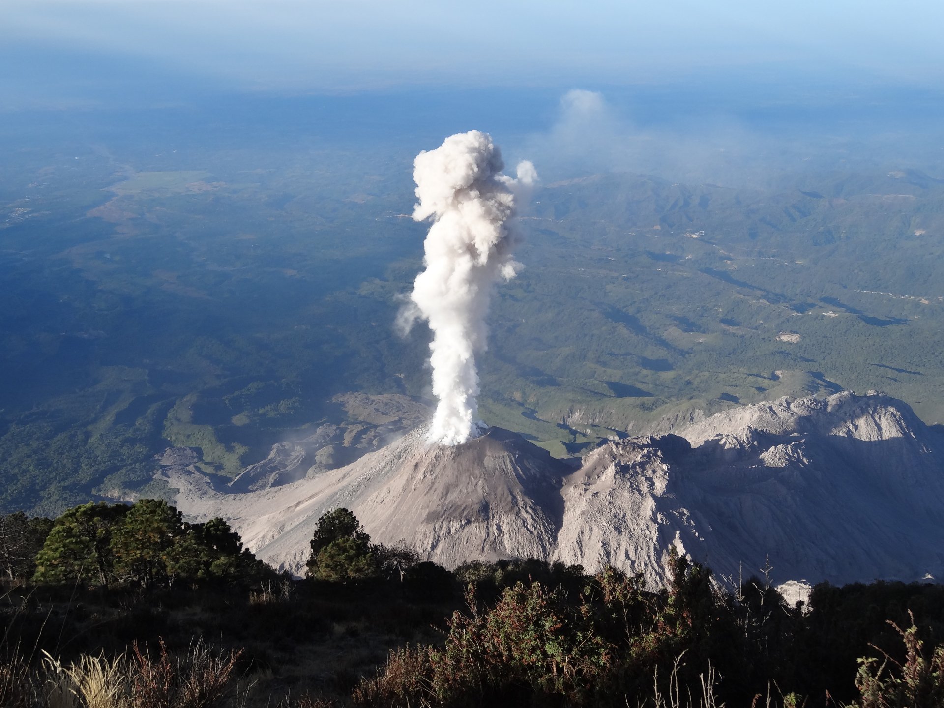 Вулкан Атакор